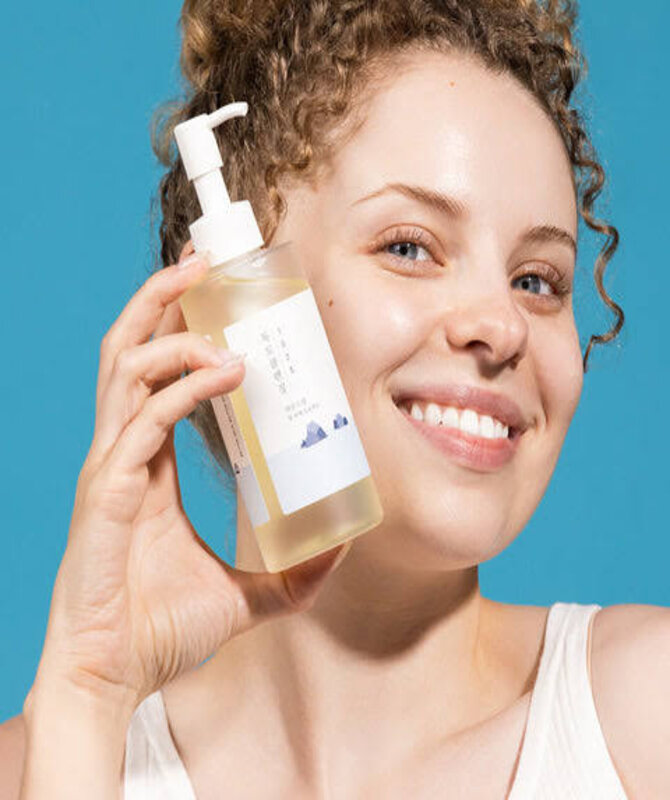 1025 Dokdo Cleansing Oil
